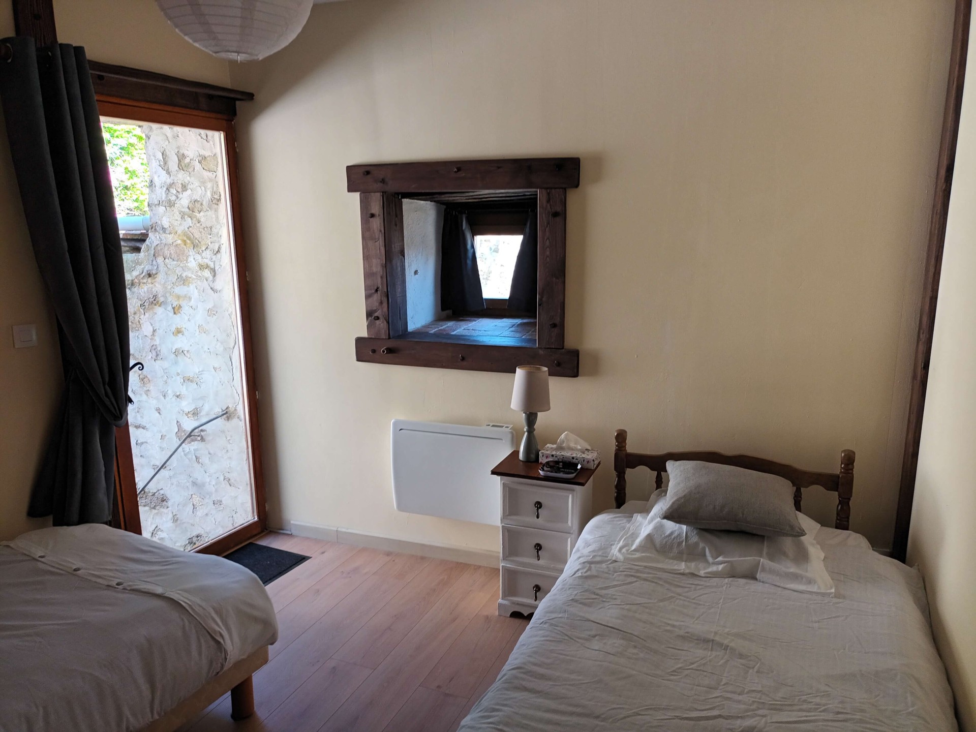 Deuxième chambre/Second bedroom