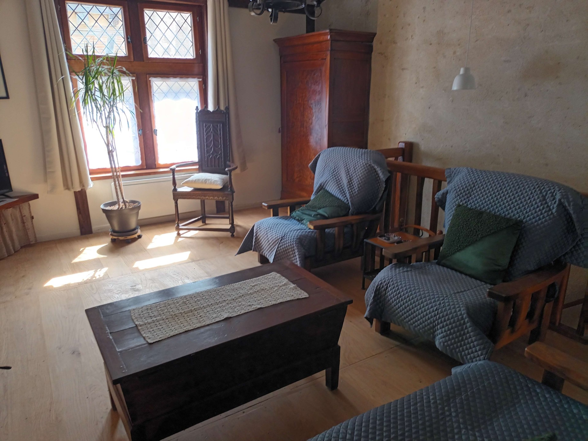 Salon/Lounge